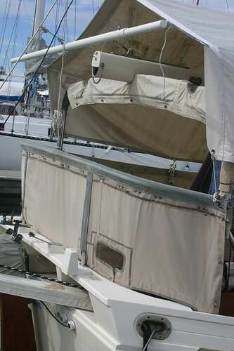 aft windcurtain from outboard.jpg
