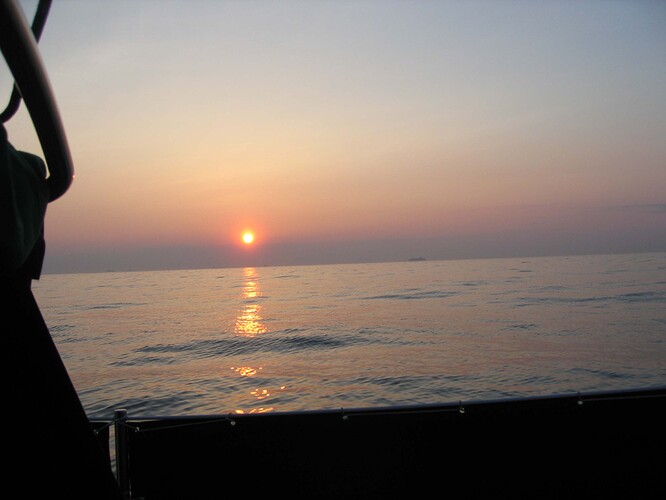 sunset_at_sea